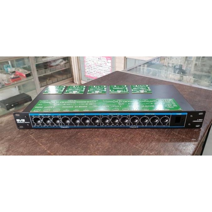 hanya disini] Box Crossover 4way 14 potensio dan PCB lengkap