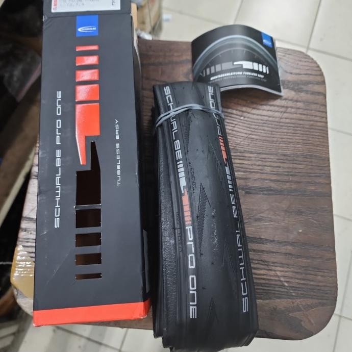 Ban luar tire Schwalbe pro one 700x25 TLE schwalbe Tubeless easy hitam The best