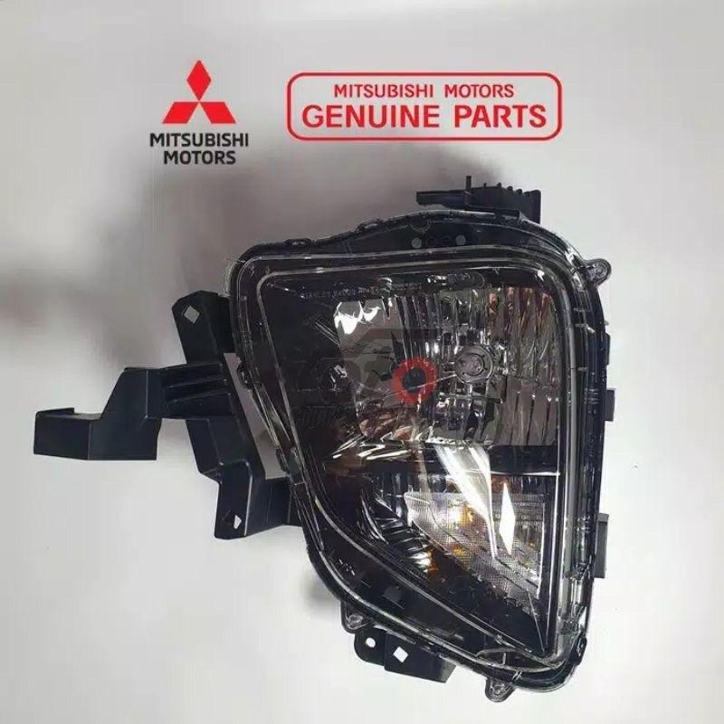 Headlamp Assy Lampu Depan Mitsubishi Xpander 8301D121 8301D122 Asli Mmksi Origina 100%