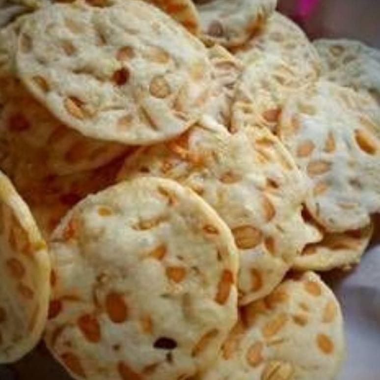 

CEMILAN KERIPIK TEMPE SAGU OVEN GURIH 1KG SNACK KILOAN