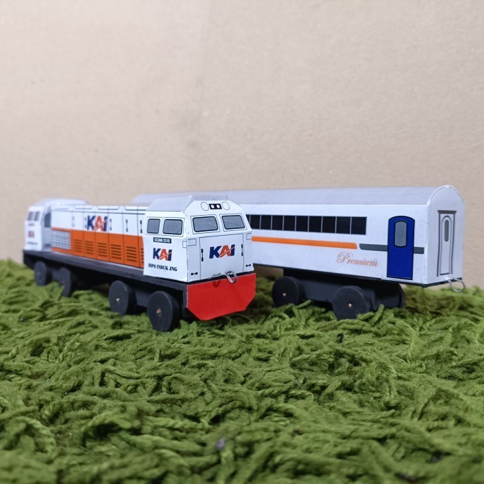 PROMO Mainan Kereta Anak KAI Lokomotif & Gerbong CC 206
