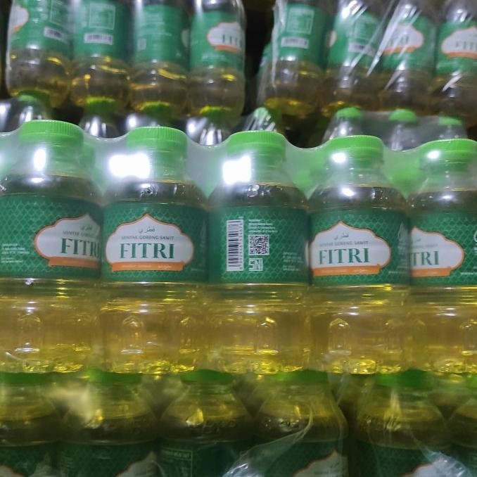 

Minyak Goreng Fitri kemasan botol 200ml per pack isi 24pcs