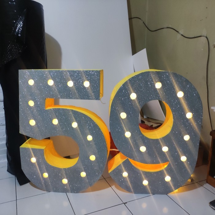 

huruf dan angka styrofoam + lampu