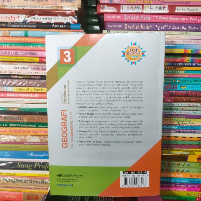 

PREMIUM buku geografi kelas 12 SMA kelompok peminatan k13 Erlangga