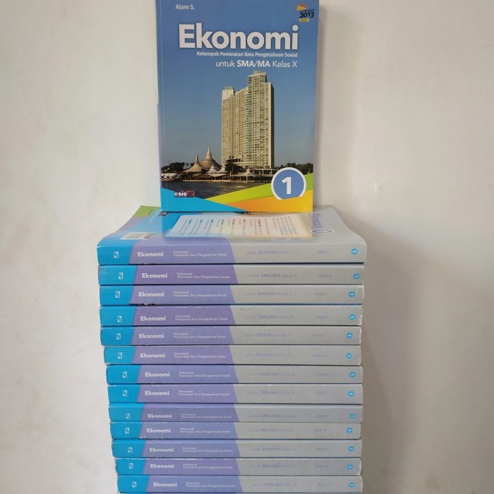 

TERLENGKAP Buku ekonomi esis untuk SMA kelas 10 k13
