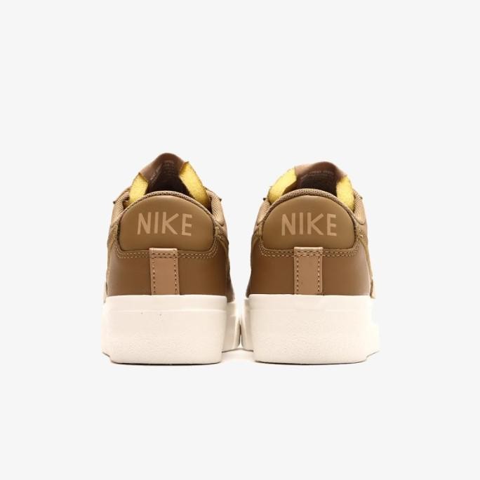 Sepatu Sneakers Nike Wmns Blazer Low Platform Dark Driftwood Inas5