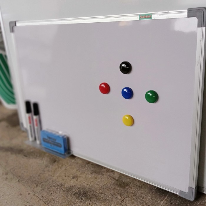 

Papan tulis magnet whiteboard gantung single face ZETTAKI 90x120cm