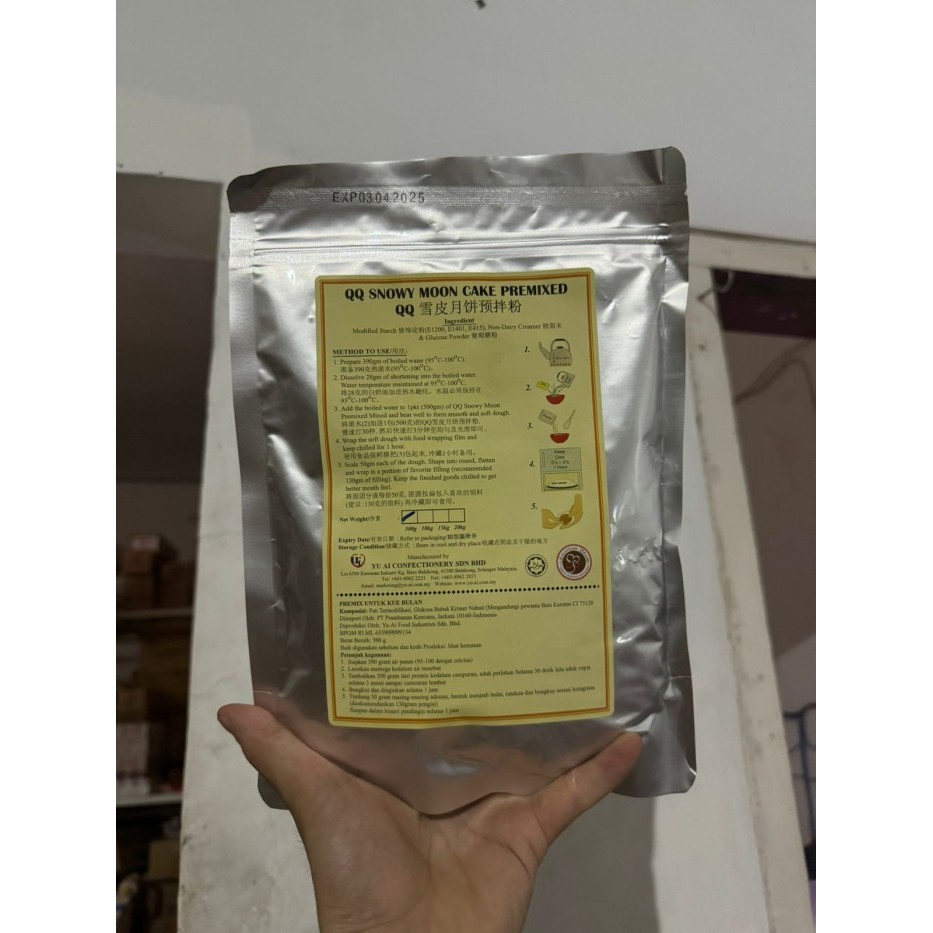 

Moon Cake Premix Yu Ai / QQ Snowy Moon Cake Premix Yu AI - 500 Gram