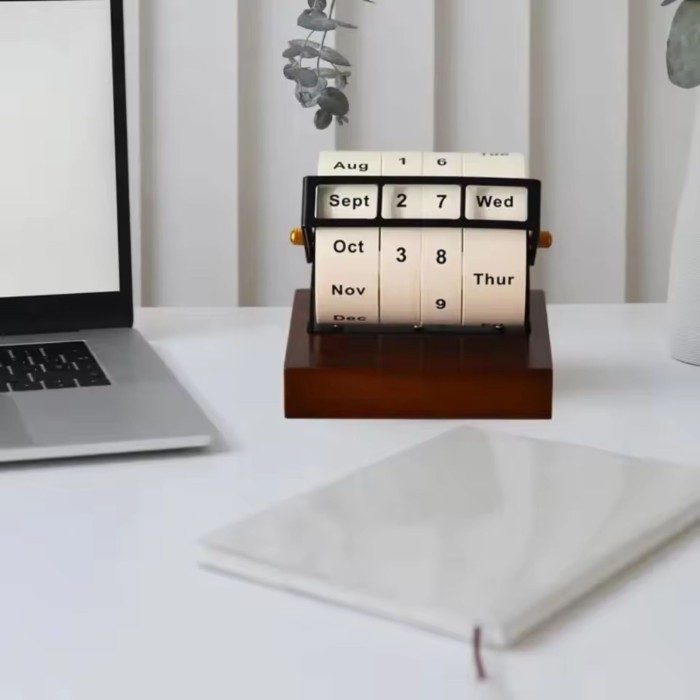 

Kokomi Rotary Desktop Calendar Kalender Meja Pajangan Dekorasi Hiasan Meja Kerja