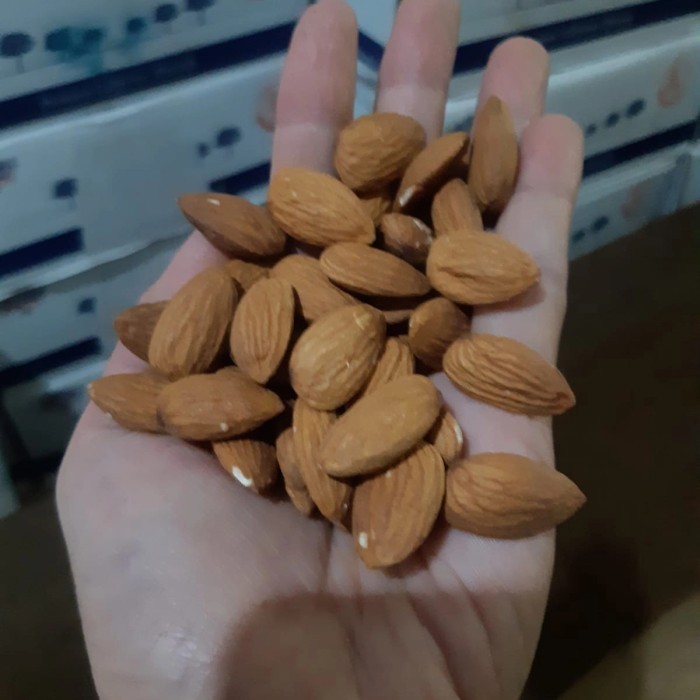 

KACANG ALMOND MENTAH 1KG, RAW ALMOND