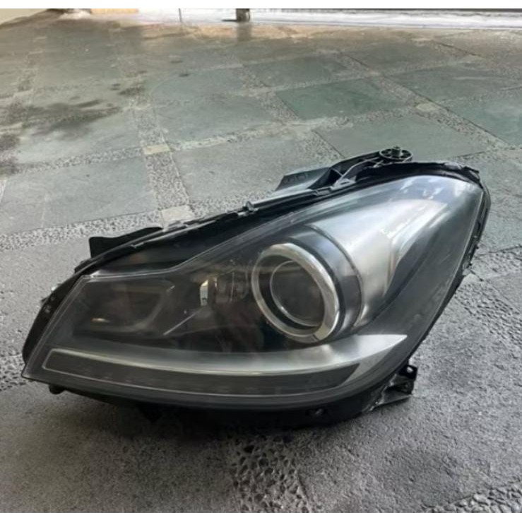 Headlamp Mercedes Benz C200 w204 2014 original