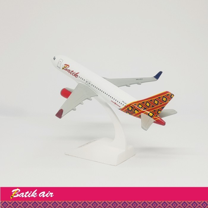 Best seller ~`~ Diecast pesawat AIRBUS 320 BATIK AIR ~~~