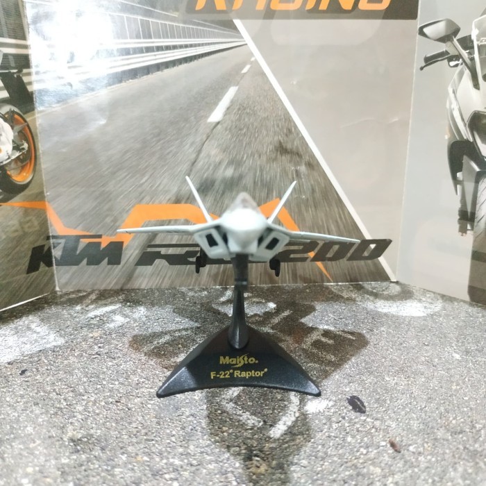 Best seller ~`~ Miniatur Pesawat F-22 Raptor ~~~