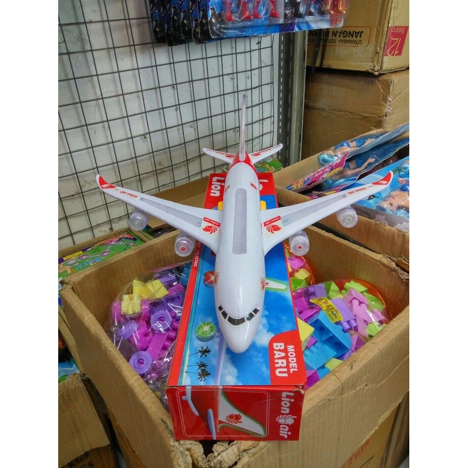 Best seller ~`~ mainan anak pesawat terbang lion air garuda indonesia ~~~
