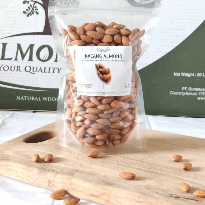 

KACANG ALMOND MENTAH 500 GRAM/ ALMONESIA CALIFORNIA USA