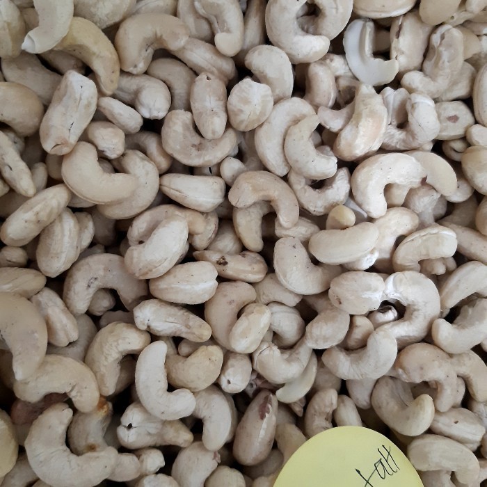 

RAW CASHEW ORGANIK SUPER 1KG , KACANG METE MENTAH