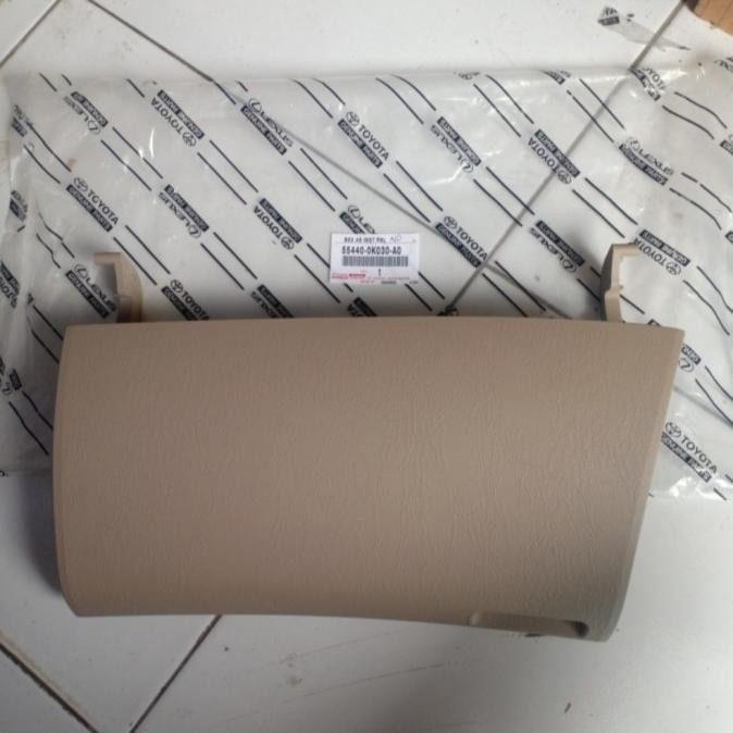 tutup laci atas dasboar Innova 2004-2010 krem original