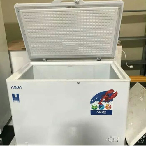 Aqua Chest Freezer Box 300Liter Aqf-310 Lemari Pembeku Sanyo Garansi