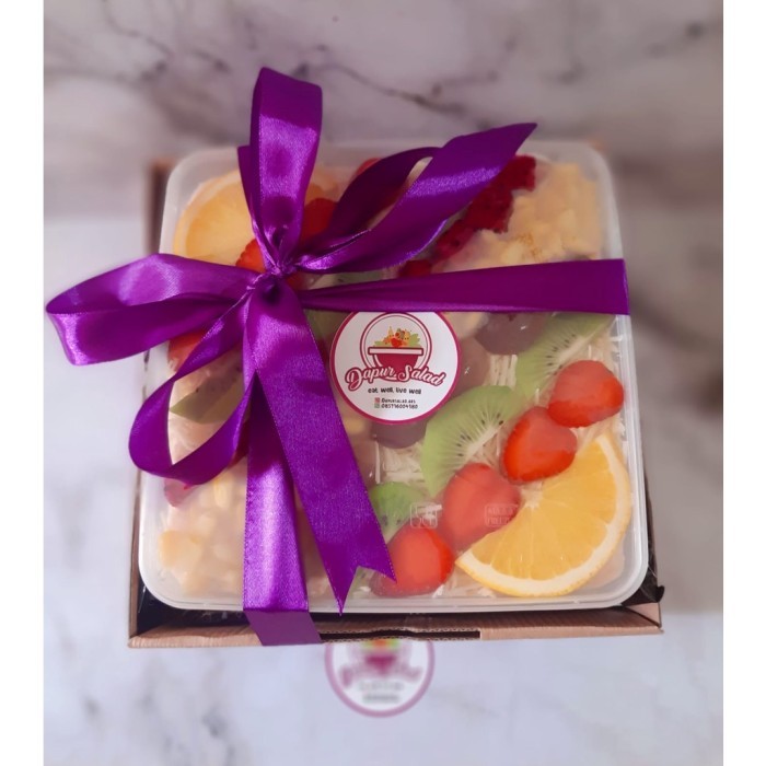 

Hampers Salad Buah Premium Enak Creamy Segar Homemade Bingkisan Lebaran Natal Christmas Hospitality