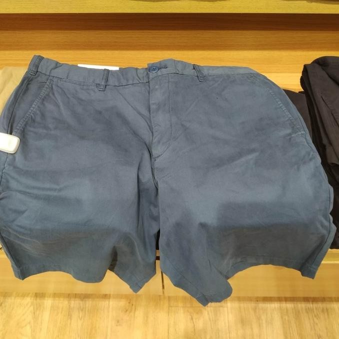 Uniqlo Men Celana Chino Pendek Original Terlaris