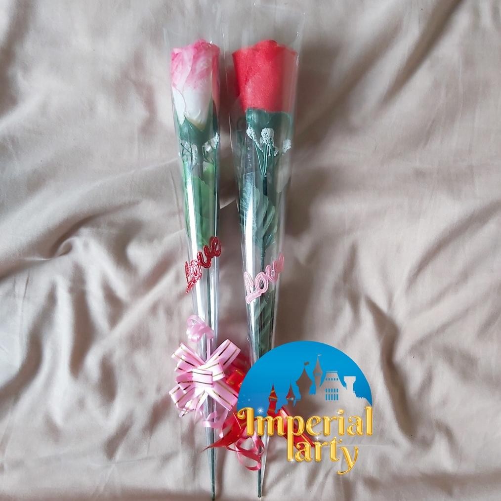 

ghs-55 Paket Coklat Valentine Love Hati Isi 18 Dan Bunga Murah