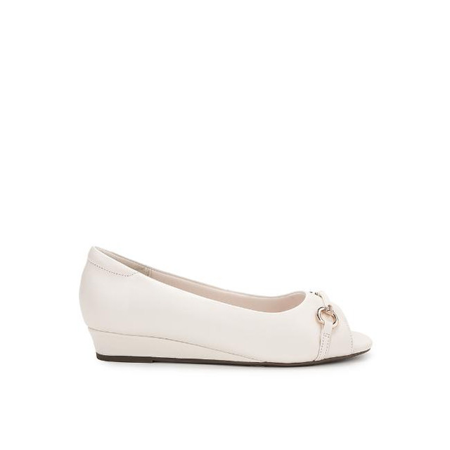 Hush Puppies Sepatu Flat Wanita Felicity Jansen Off White