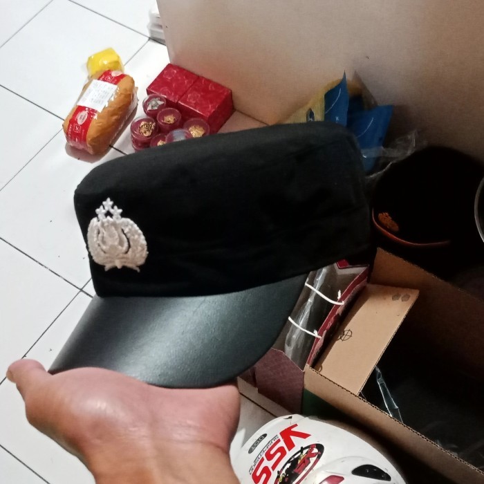 Auliya Topi Komando Depan Kulit Bintara Polri