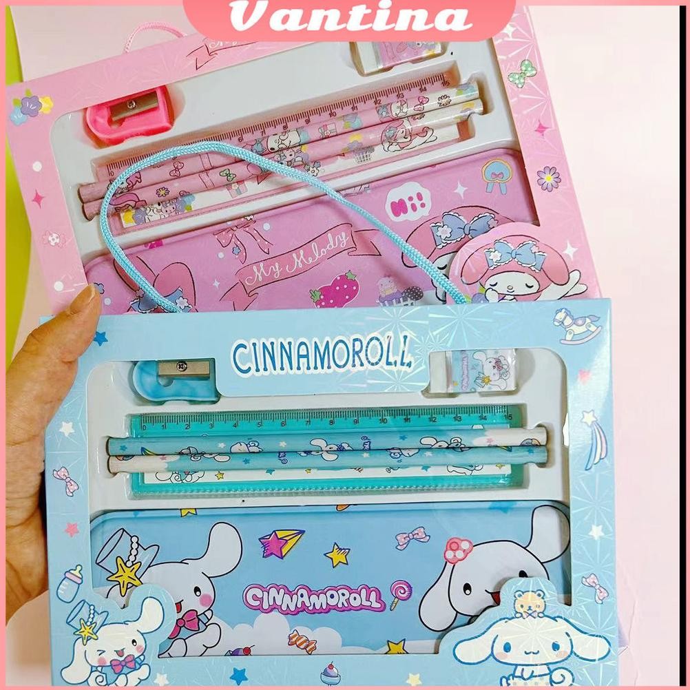 

Im31 Kotak Pensil Anak Set 7 in 1 Stationery Untuk Hadiah Anak Sekolah Sanrio / Alat Tulis Set Kotak Pensil Karakter Kuromi /Stationery Untuk Hadiah Anak / Kotak Pensil / Alat Tulis Premium