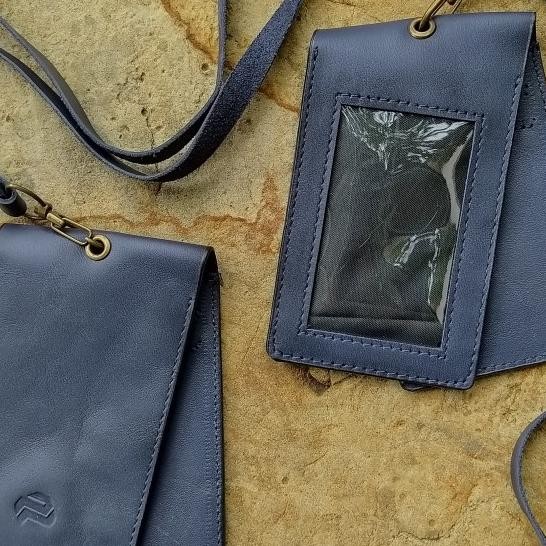 

Double Flip Id Card Holder Magnet Name Tag Lanyard Kartu Kerja