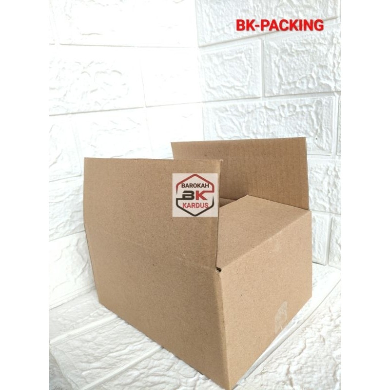 

Kardus 20x15x10 Cm / Kardus Box Packing Polos Tebal Premium