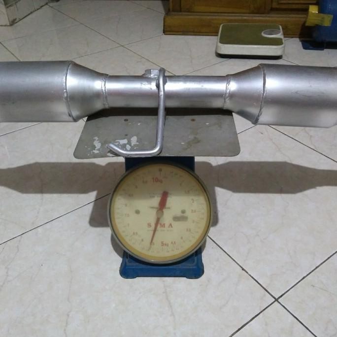 Knalpot Depan / Front Muffler Toyota Innova Bensin. Standard Exhaust.