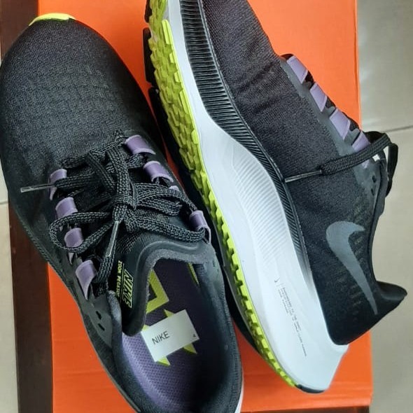 SEPATU RUNNING NIKE AIR ZOOM PEGASUS 37