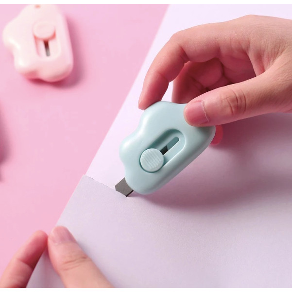 

Pisau Cutter Mini Model Awan & Dolphin Alat Bantu Potong Kertas Plastik Unboxing Paket Perlengkapan