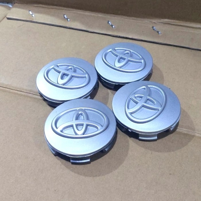 TUTUP DOP VELG RODA MOBIL AVANZA 2005-2015