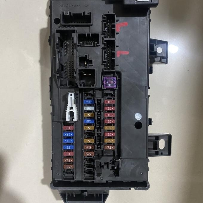 82600-Bz830 Bz831 Fuse Box Skring Avanza Xenia 2019 2020 2021  Ready