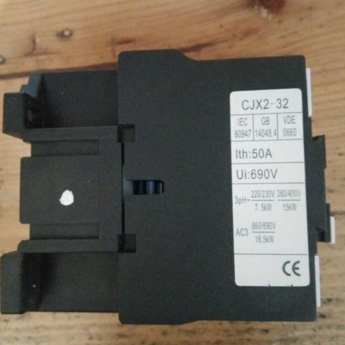 Kontaktor 32A Cjx2-3210  Ready