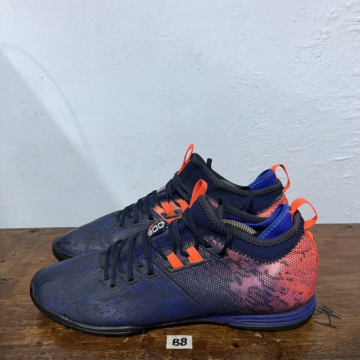 SEPATU FUTSAL/MINISOCCER ORI KIPSTA SIZE 45