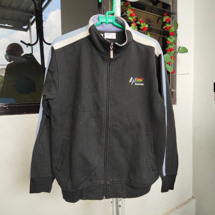 JAKET KASUAL BENETTON