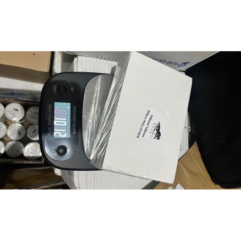 

er-90 LABEL STICKER THERMAL 100 X 150 isi 500 pcs / BARCODE 100X150 UKURAN A6 / kertas resi thermal / kertas label / kertas resi thermal 100 X 150 isi 500 pcs / Resi thermal 100 x 150 isi 250 pcs / label thermal 100x150 isi 250 pcs Viral