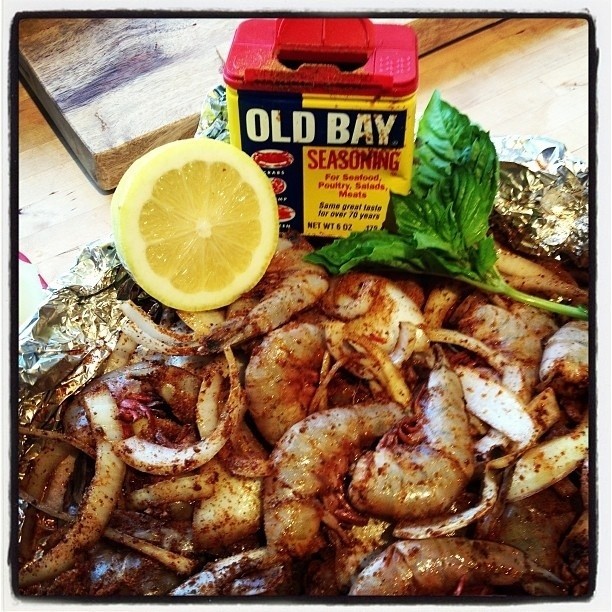 

Lhiu - Mccormick Old Bay Spice Seasoning Repack 226Gr Bumbu Pedas Bubuk Cajun