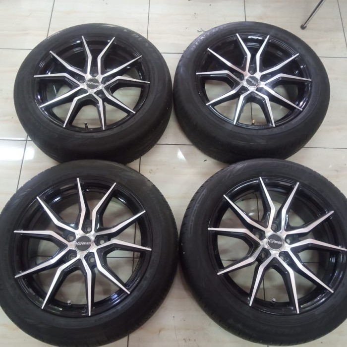 jual paket velg dan ban mobil ring 17 cocok di mobil Xpander rush TRD