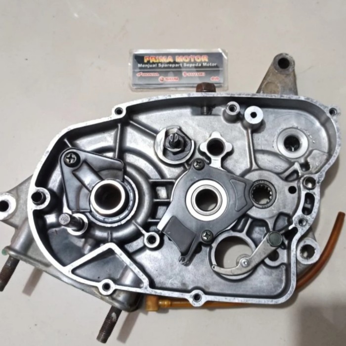 {Bekas} BAK MESIN TENGAH BAGIAN BUANG OLI RX KING ORI COPOTAN ISTIMEWA Berkualitas