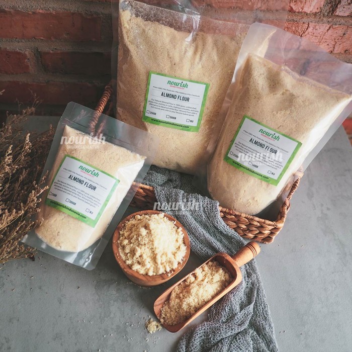 

Almond Flour Blanched / Tepung Kacang Almond (1Kg) Barangbaru