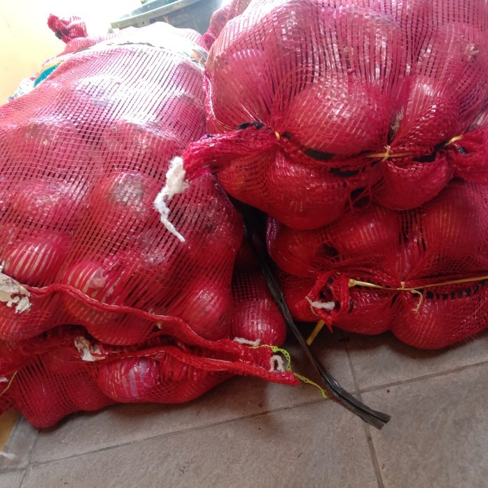 

Bawang Bombay Merah Karungan +- 20 Kg Promo