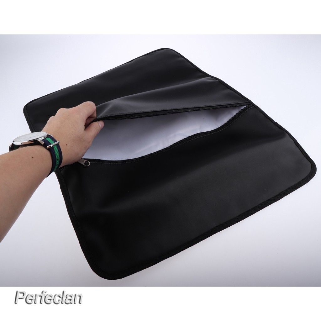 

READY STOCKTas Notebook Laptop Kulit Portable Hitam Faraday |BE6F1AF0|