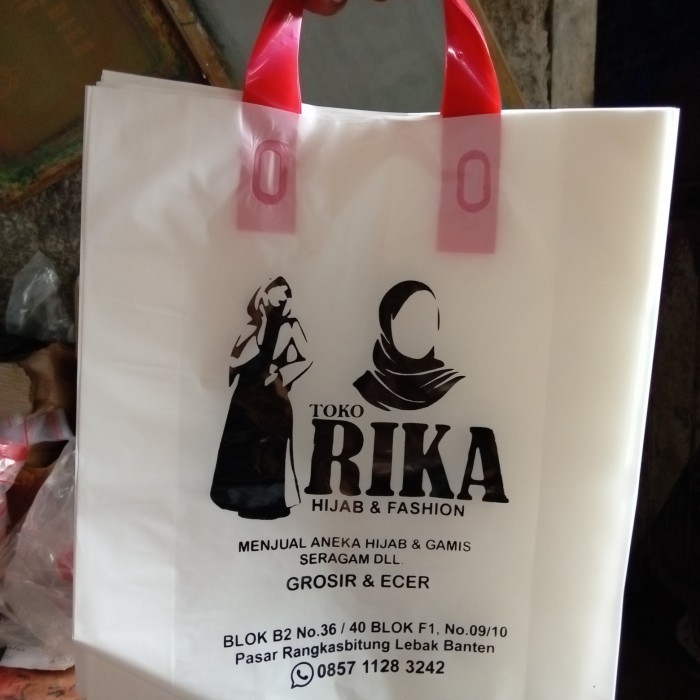 

Plastik shopping Bag Plus sablon custom ukuran 35x40 isi 100pcs