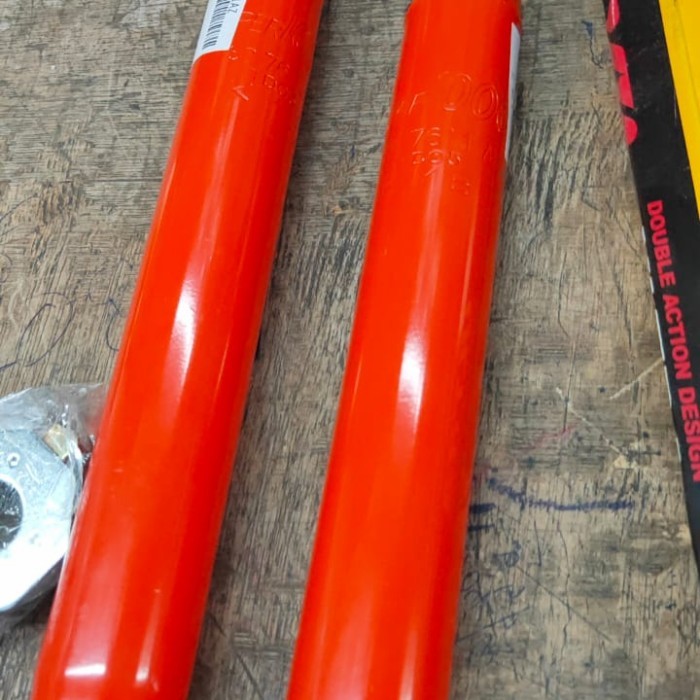 Shockbreaker depan set Kayaba Daihatsu Espass 1300cc