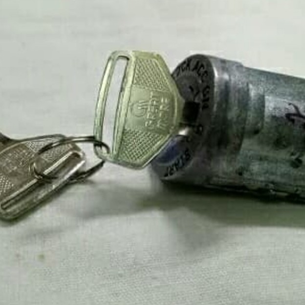 Kunci kontak Daihatsu Delta