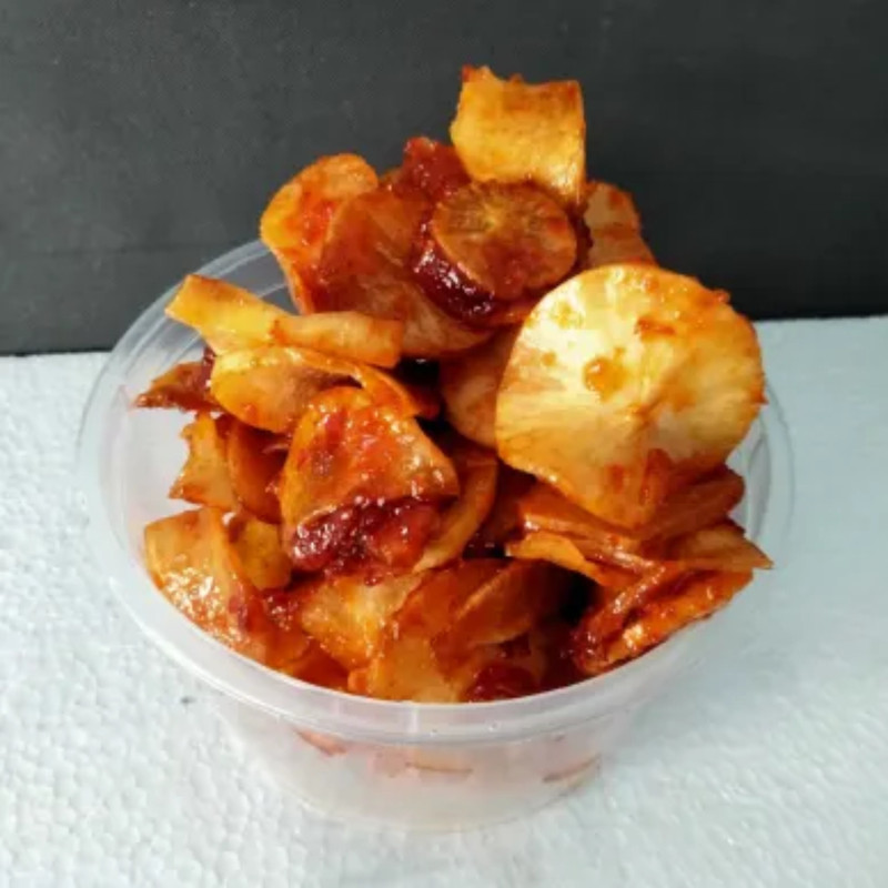 

Cemilan Keripik Singkong Mak Yati, Gurih Asin dan Pedas Manis