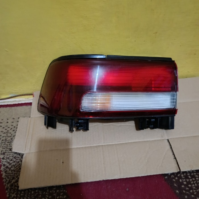 lampu stop corona twincam